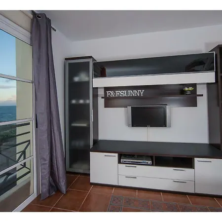 F&f Sunny Apartment Callao Salvaje